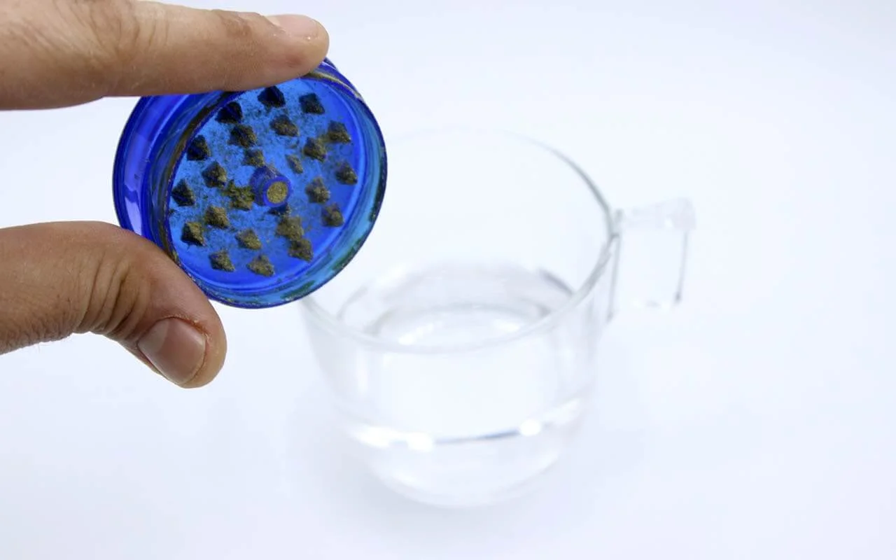 como limpiar grinder plastico