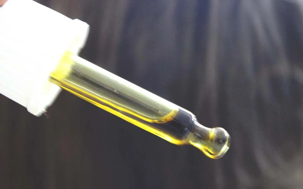 aceite cannabidiol cabello