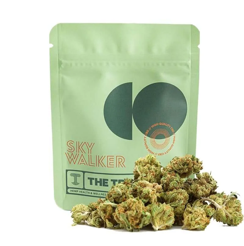 Skywalker OG Small Buds The Tree – flores compactas con aroma intenso