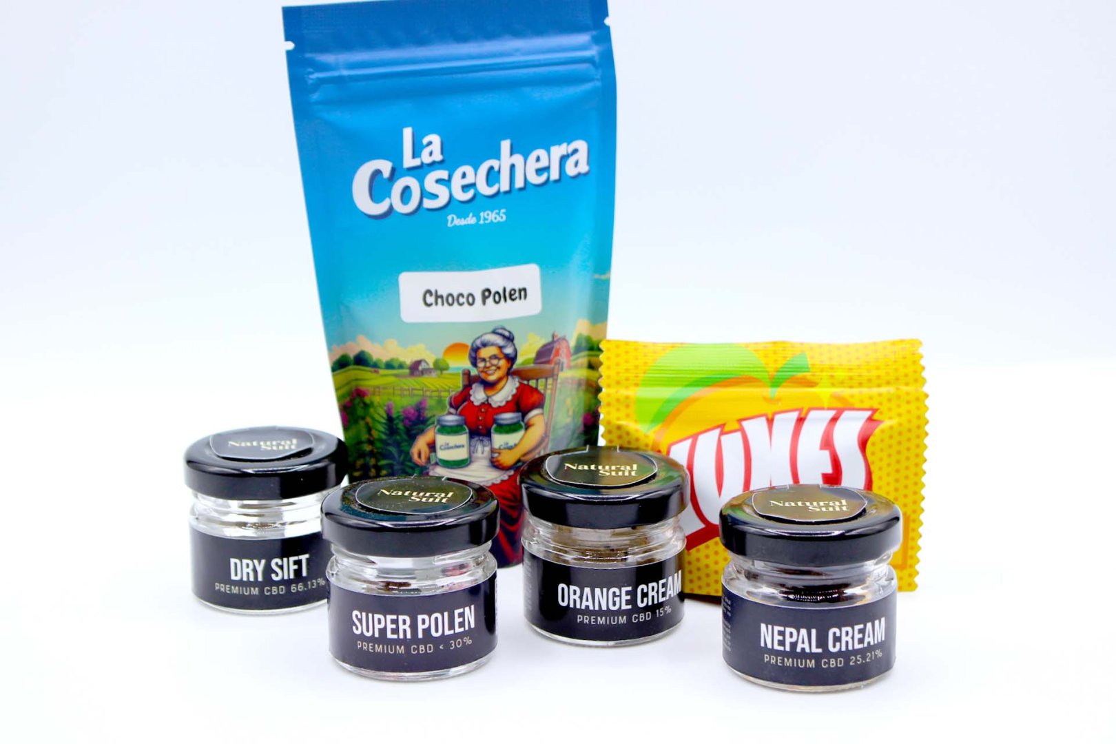 Frascos de Super Polen, Dry Sift, Orange Cream y Nepal Cream junto a envases de colores