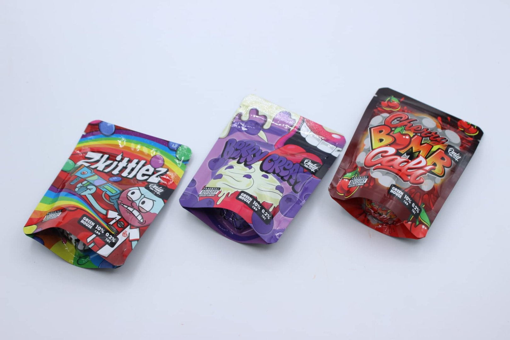 Flores CBD aroma potente Zkittlez, Cherry Bomb y Berry Cream